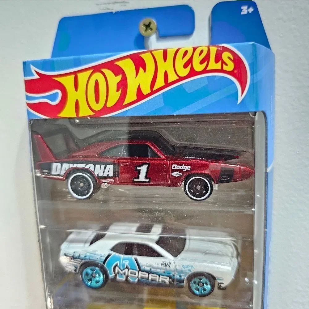 Hotwheels Mopar 5 Pack - Picture 2 of 7